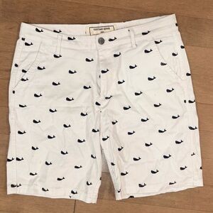 White Whale Print Slim Fit Shorts – Vintage Genes 1891, W34